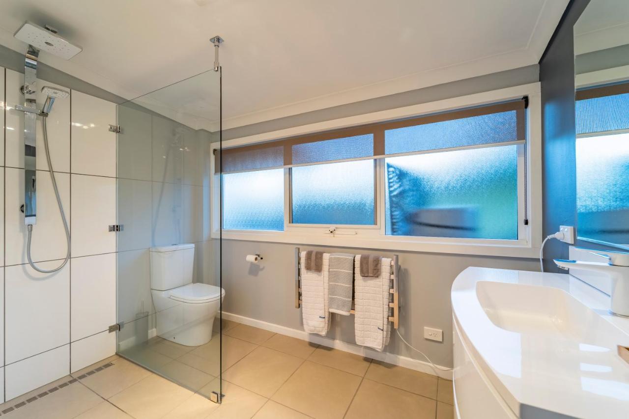 Platypus Waters B&B Смиттон Экстерьер фото